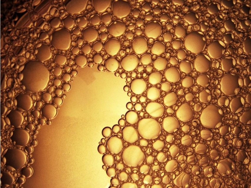 bubbles-1179985-639x852