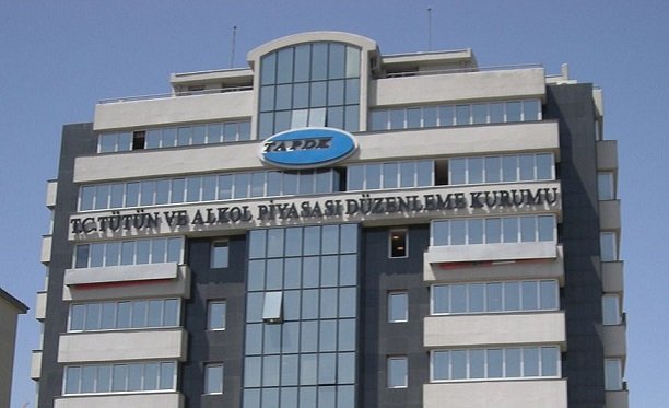 Tütün ürünlerini çağrıştıran amblem, isim ve renklere yasak!