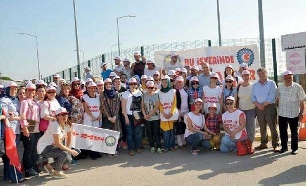 O fabrikada grev sona erdi!