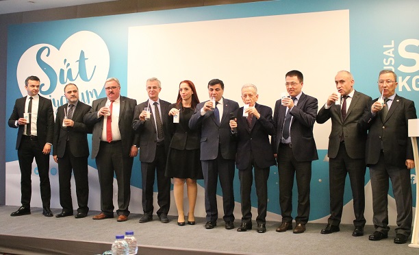 Ulusal Süt Konseyi (USK), Türkiye’de süt içme alışkanlığının artırılması  “Süt İçiyorum” kampanyası başlattı.